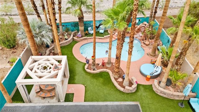 2710 Knightsbridge Road, Henderson, NV 89074