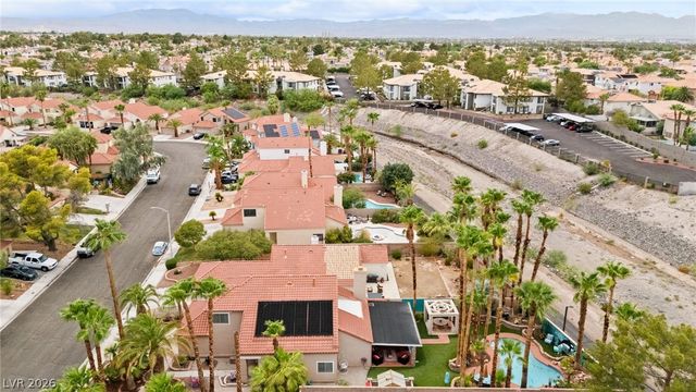 2710 Knightsbridge Road, Henderson, NV 89074