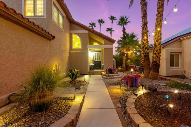2710 Knightsbridge Road, Henderson, NV 89074