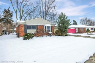 38882 Ross Street, Livonia, MI 48154