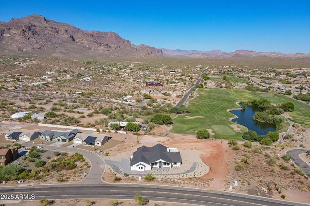 4009 S Veronica Lane, Gold Canyon, AZ 85118