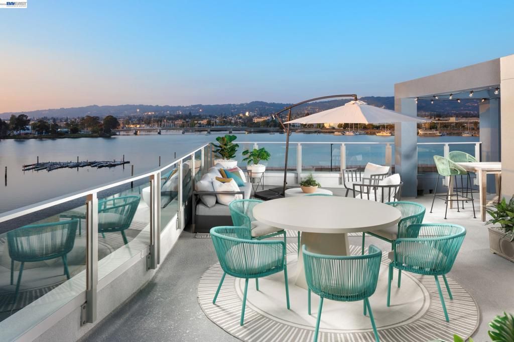 Image 1 of property listing at 2178 Barnes Wharf Lane, Alameda, CA 94501