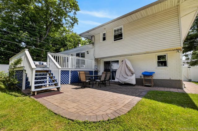 6 Holly Lane, Jericho, NY 11753