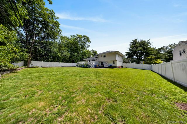 6 Holly Lane, Jericho, NY 11753