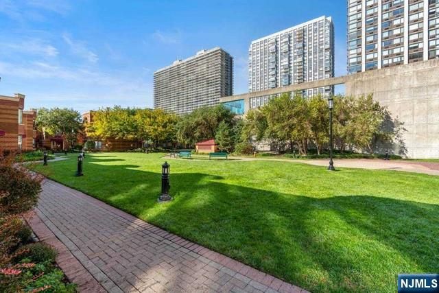 100 Old Palisade Road 1411, Fort Lee, NJ 07024