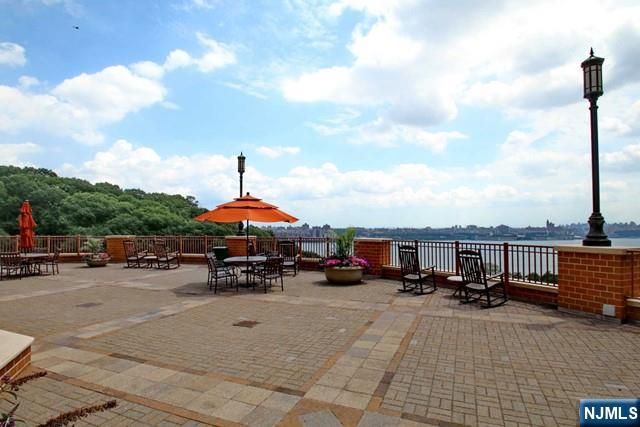100 Old Palisade Road 1411, Fort Lee, NJ 07024