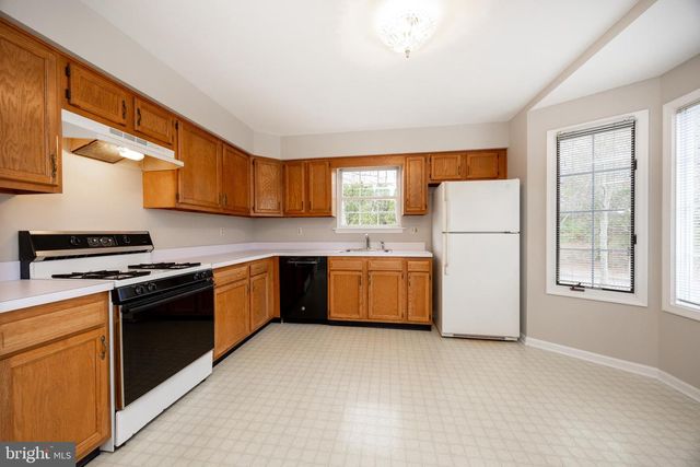 405 NAVAJO DR, Royersford, PA 19468