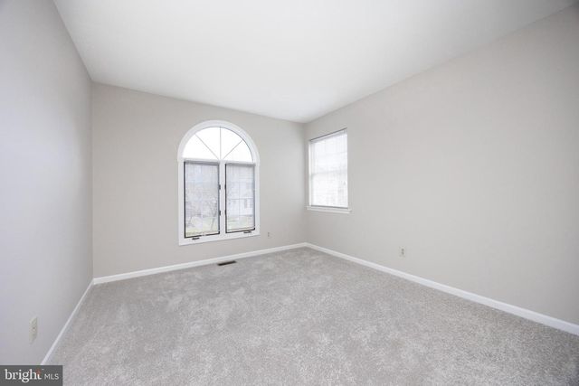 405 NAVAJO DR, Royersford, PA 19468