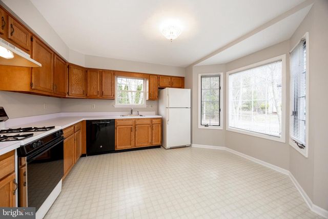 405 NAVAJO DR, Royersford, PA 19468