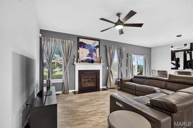 206 Partinico Place, St Peters, MO 63376