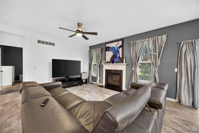 206 Partinico Place, St Peters, MO 63376