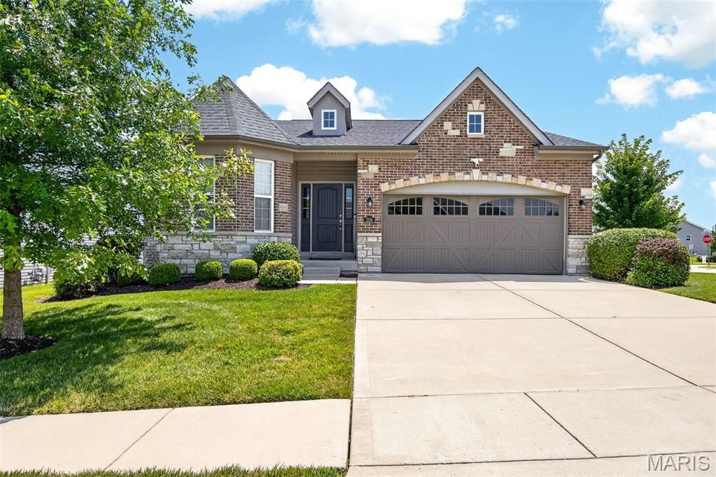 206 Partinico Place, St Peters, MO 63376