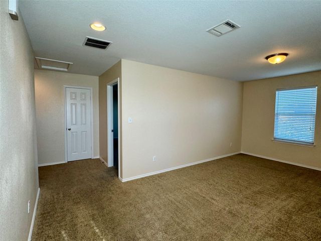 291 Gina DR, Kyle, TX 78640