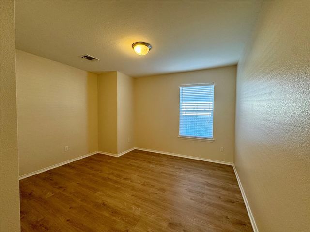 291 Gina DR, Kyle, TX 78640