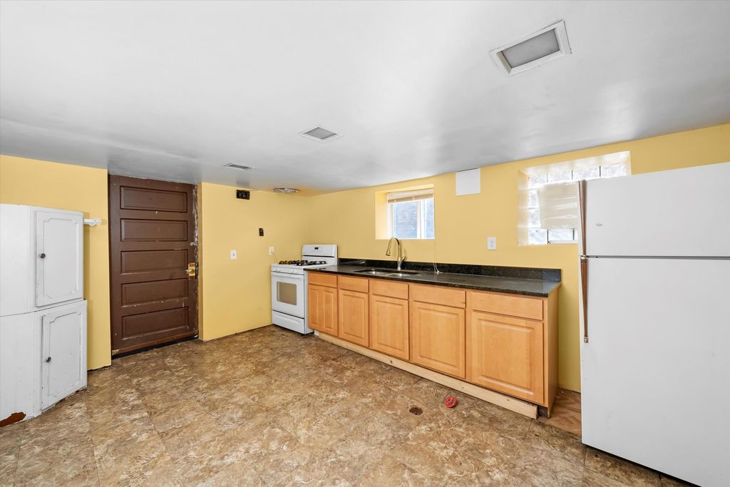 property-img
