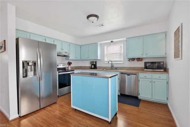 804 Melrose TER, Newport News, VA 23608