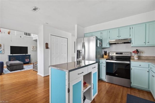 804 Melrose TER, Newport News, VA 23608