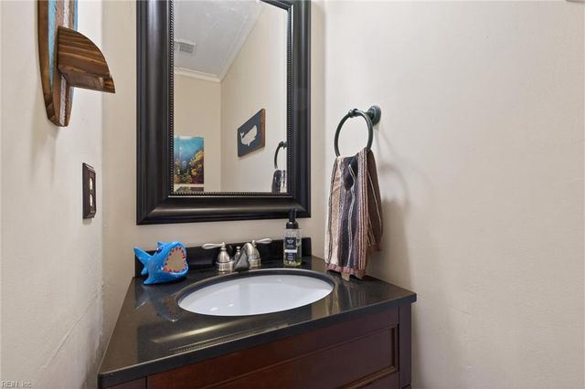 804 Melrose TER, Newport News, VA 23608