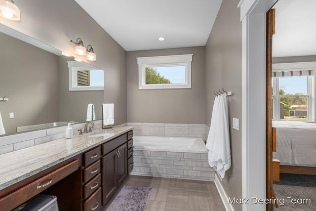 12775 76th Avenue, Allendale Twp, MI 49401