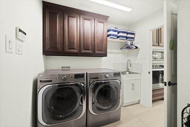 1420 Glade Meadows Drive, Burleson, TX 76058