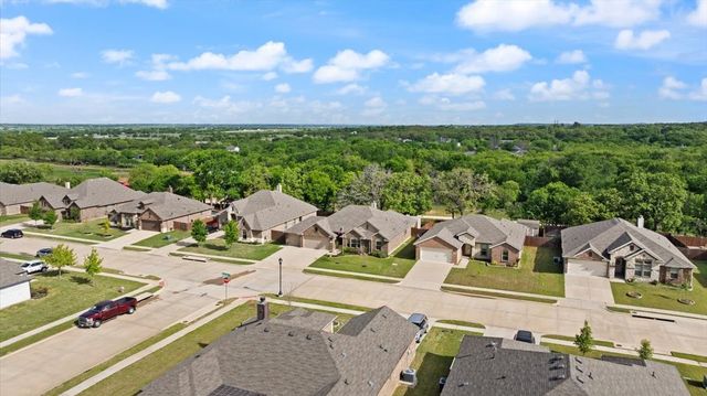 1420 Glade Meadows Drive, Burleson, TX 76058