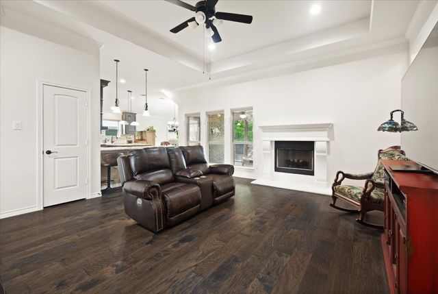 1420 Glade Meadows Drive, Burleson, TX 76058