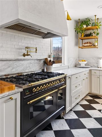 387 Canterbury Road, Rochester, NY 14607