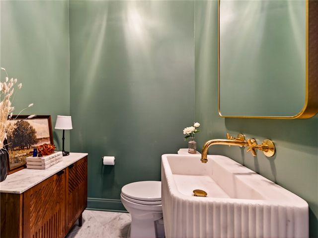 387 Canterbury Road, Rochester, NY 14607