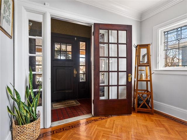 387 Canterbury Road, Rochester, NY 14607