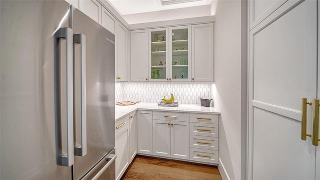 681 OLD COMPASS ROAD, Longboat Key, FL 34228