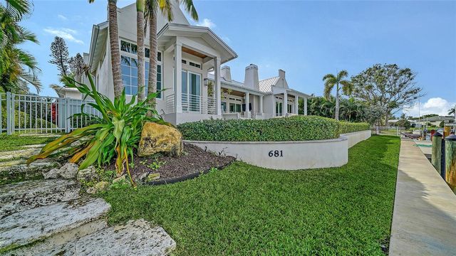 681 OLD COMPASS ROAD, Longboat Key, FL 34228