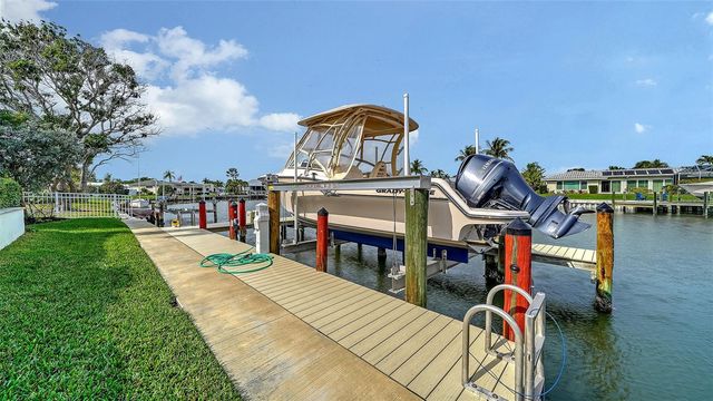 681 OLD COMPASS ROAD, Longboat Key, FL 34228