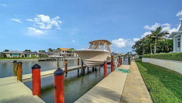 681 OLD COMPASS ROAD, Longboat Key, FL 34228