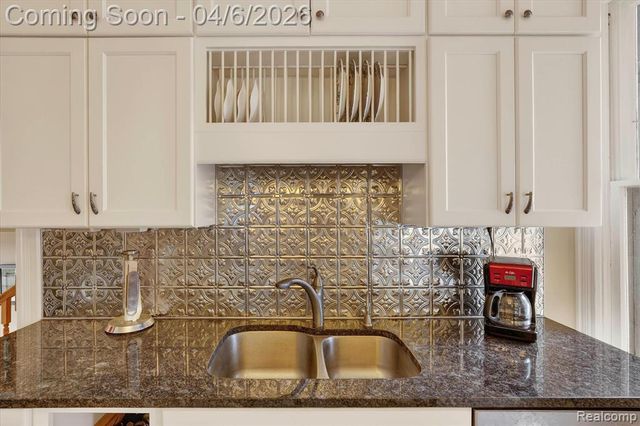 221 N Cherry Street, Flushing, MI 48433