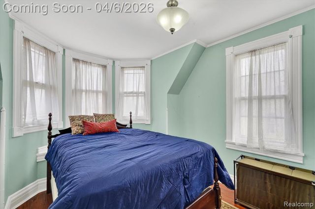 221 N Cherry Street, Flushing, MI 48433