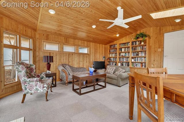 221 N Cherry Street, Flushing, MI 48433