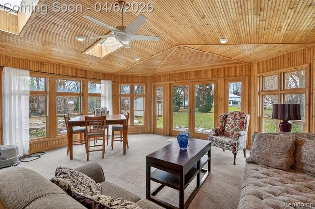 221 N Cherry Street, Flushing, MI 48433