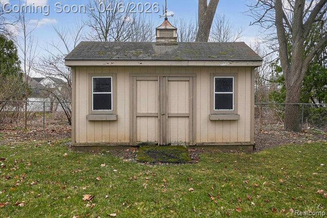 221 N Cherry Street, Flushing, MI 48433