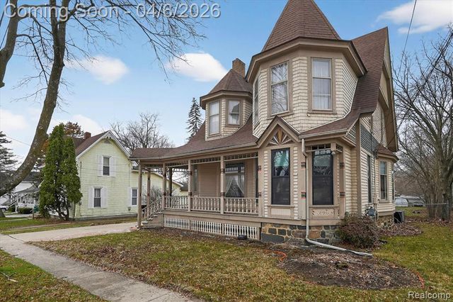 221 N Cherry Street, Flushing, MI 48433