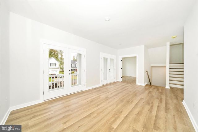 801 CEDAR AVE, North Beach, MD 20714