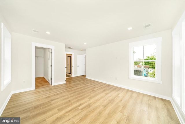 801 CEDAR AVE, North Beach, MD 20714