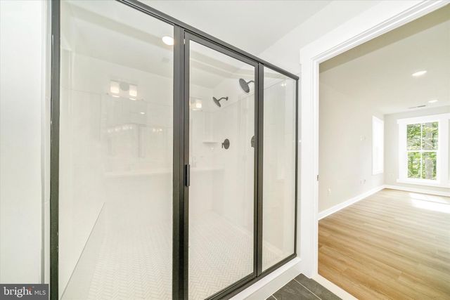 801 CEDAR AVE, North Beach, MD 20714