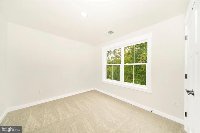 801 CEDAR AVE, North Beach, MD 20714