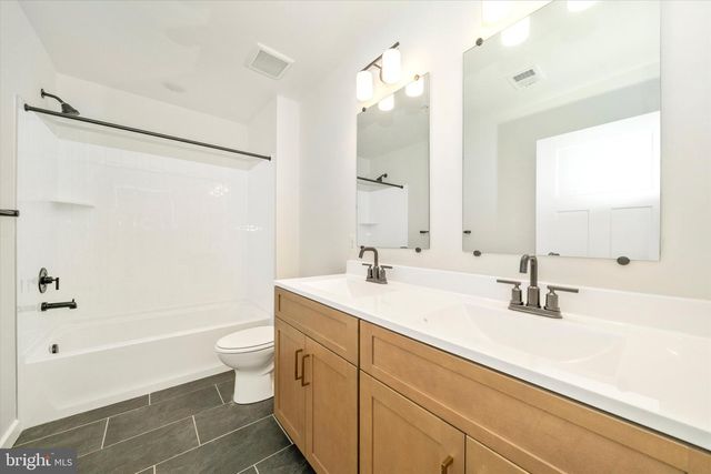 801 CEDAR AVE, North Beach, MD 20714