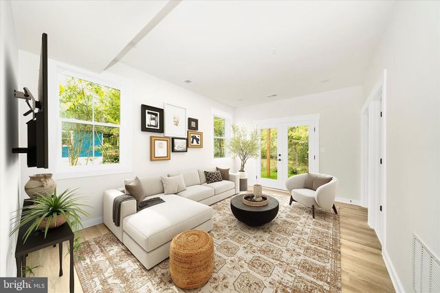 801 CEDAR AVE, North Beach, MD 20714