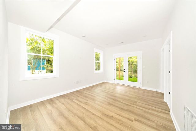 801 CEDAR AVE, North Beach, MD 20714