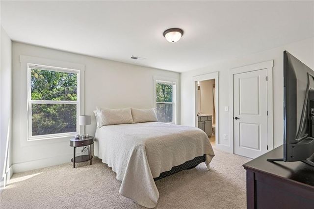 199 Tennessee Walker Way, Hoschton, GA 30548