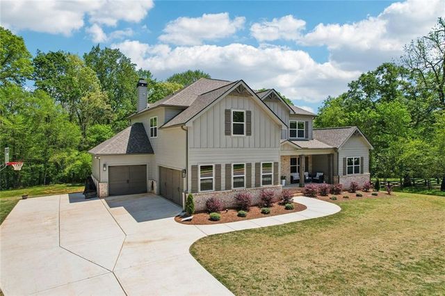 199 Tennessee Walker Way, Hoschton, GA 30548