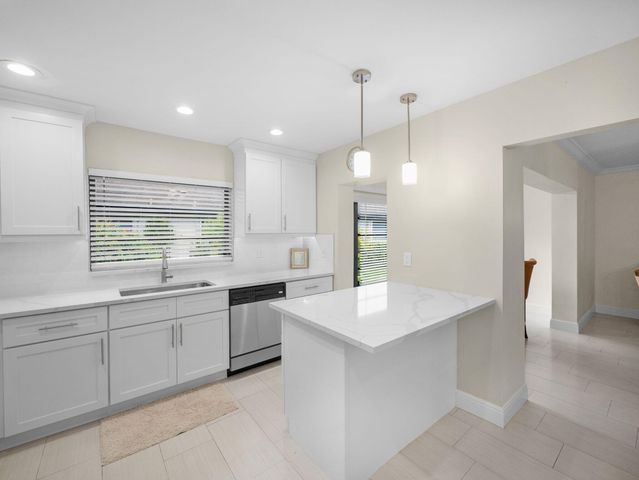 4751 Storkwood Way B, Boynton Beach, FL 33436