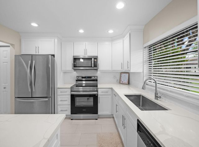 4751 Storkwood Way B, Boynton Beach, FL 33436